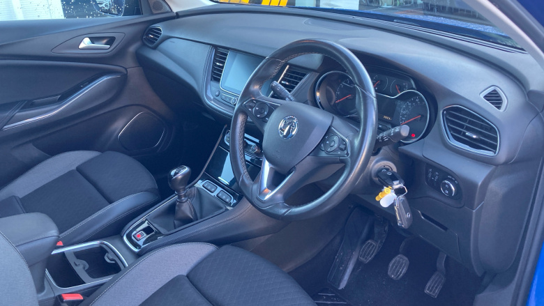 Vauxhall Grandland X 1.2 Turbo Sport Nav 5dr Petrol Hatchback